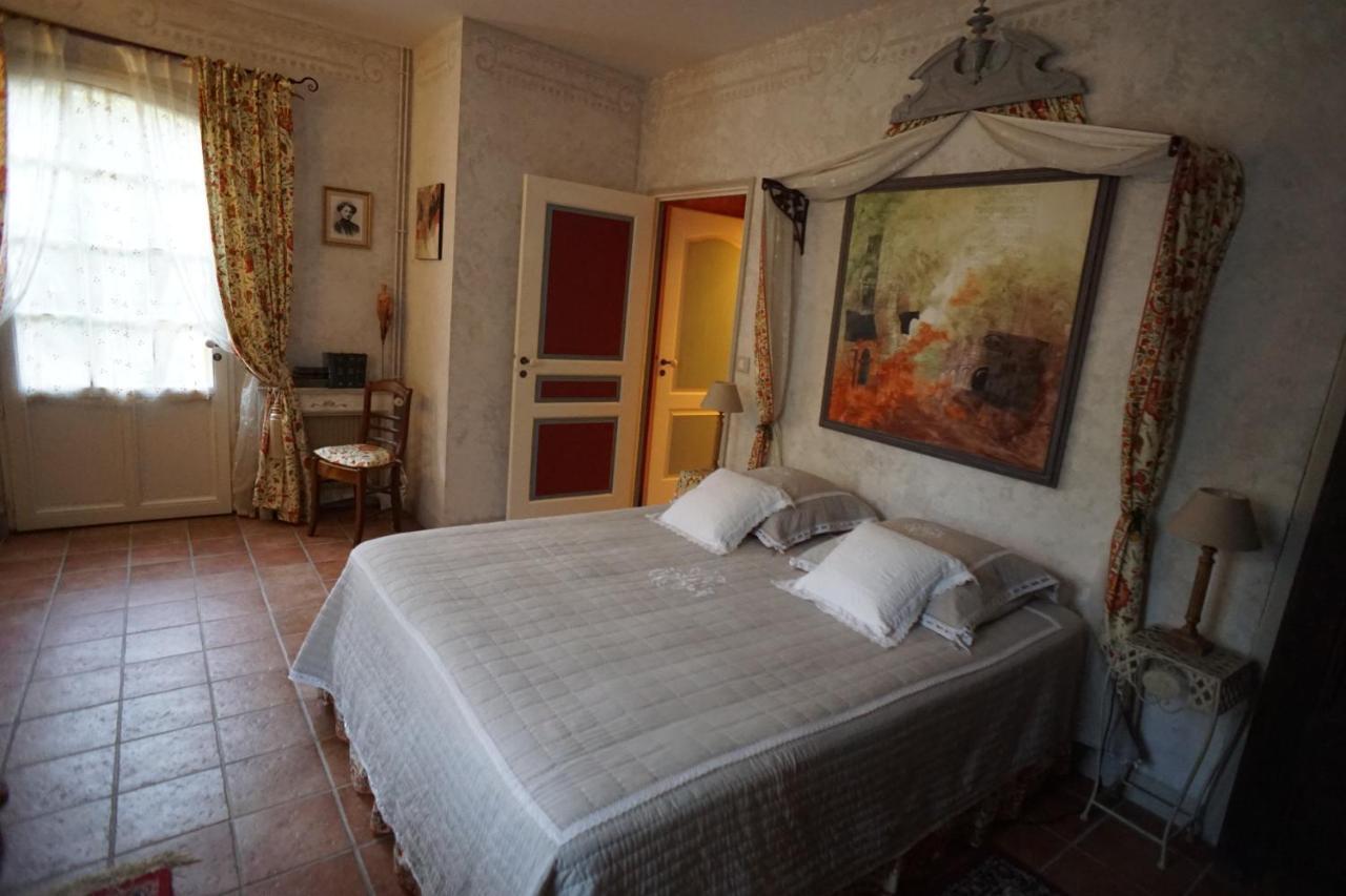 Domaine De La Chartreuse Dautre Bed and Breakfast Mauzac-et-Grand-Castang Exteriör bild